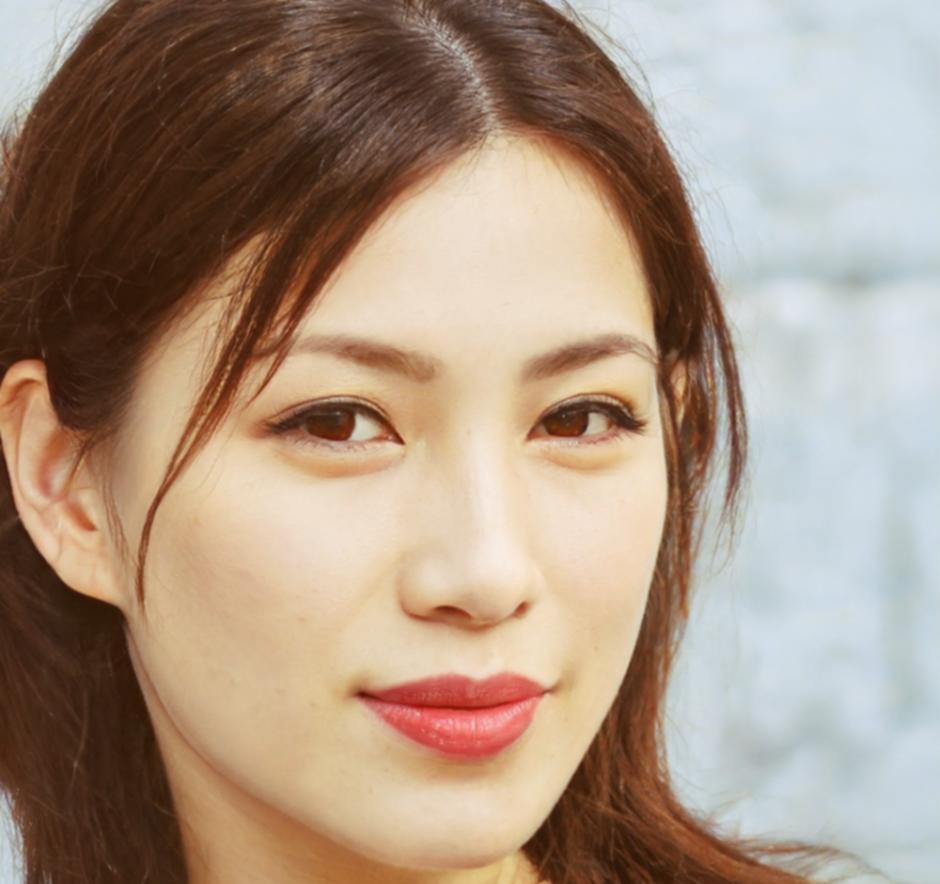 Редакторка романтичної прози